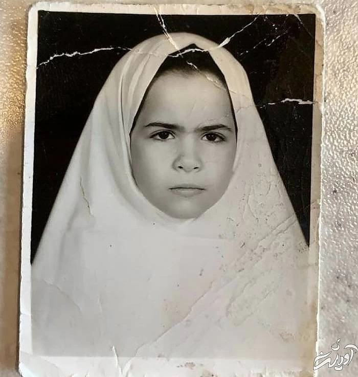 ملیکا شریفی نیا در دوران ابتدایی مدرسه ملیکا شریفی نیا